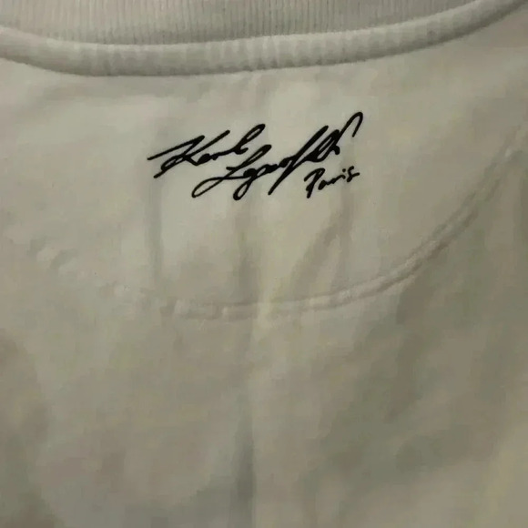 Karl Legerfeld Paris white 3/4 sleeve pullover with silver buttons and tie waist - Picture 6 of 11